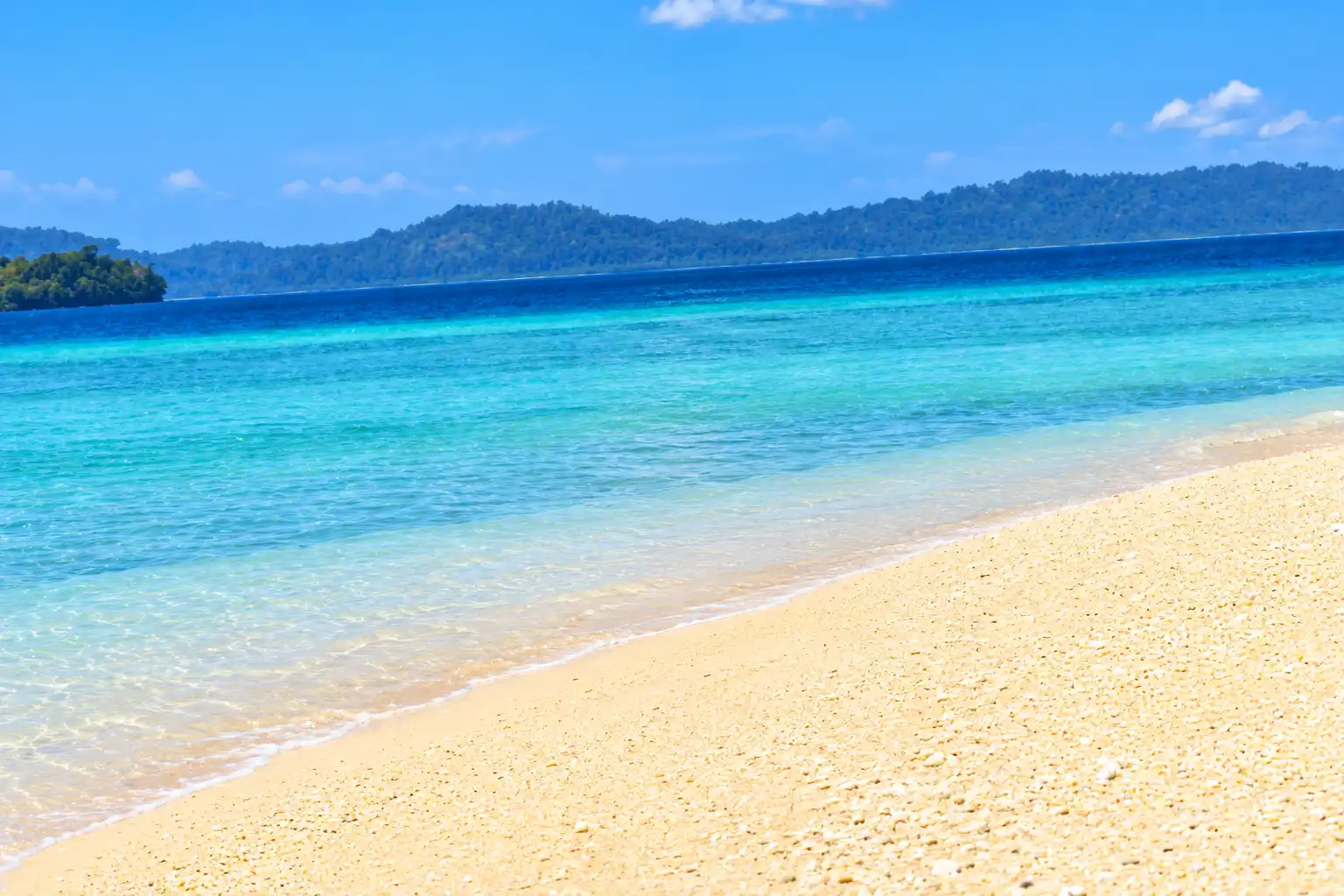 Avis Island photo 3